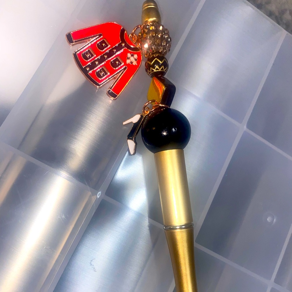 Beaded beautiful pen 2 for $15